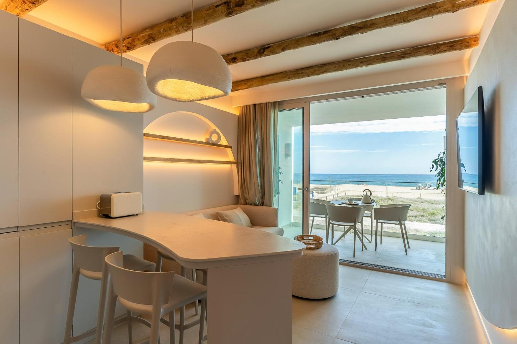 Apartamentos Azul Castelldefels Eksteriør bilde